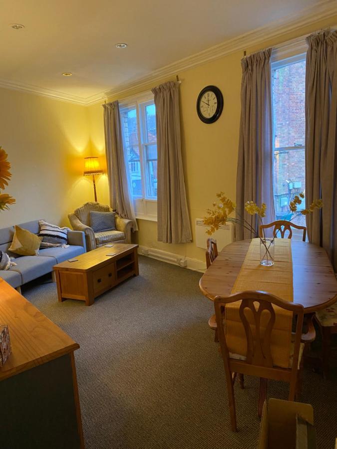Whitchurch Shropshire Town Duplex Flat エクステリア 写真